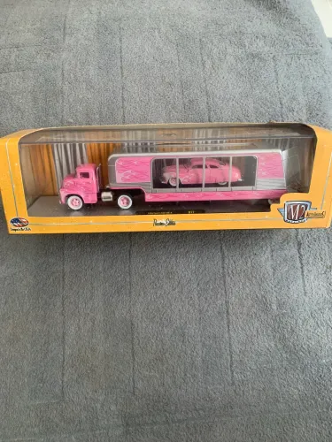M2 Machines Ford C-500 e Mercury Custon