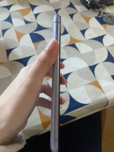 iPhone 11, 64GB