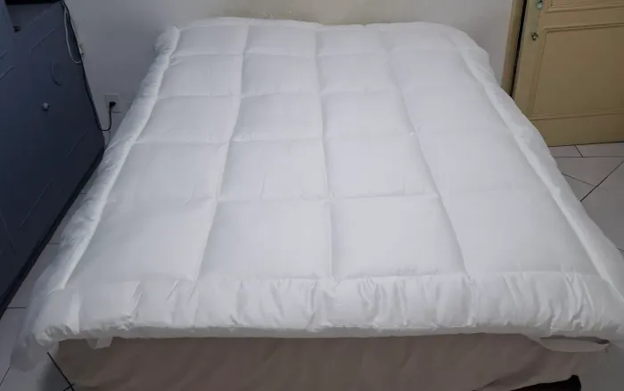Vendo Pillow Top Zelo Select para colchão Queen