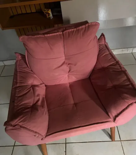 Vende-se poltrona