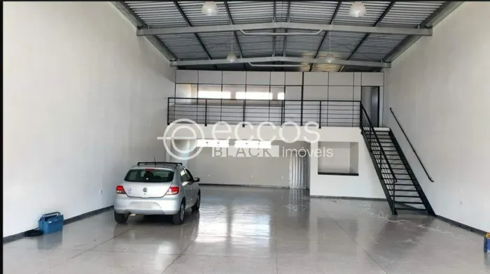 Galpão à venda, Parque das Laranjeiras - UBERABA/MG