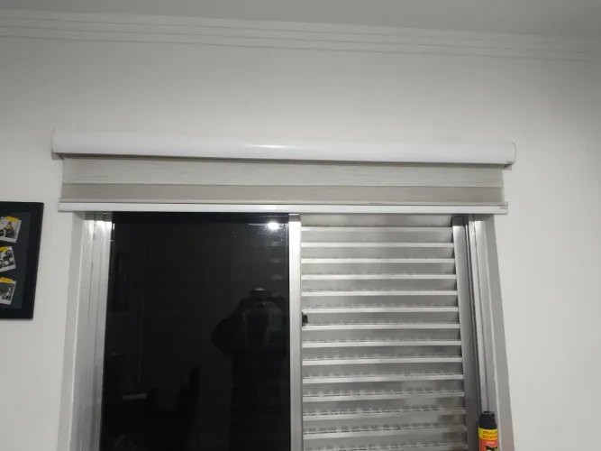 04 Persianas Somfy elétrica com controle 4 canais