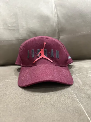 BONÉ JORDAN - VINHO