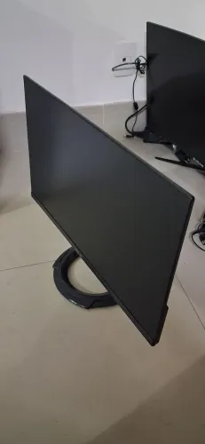 Monitor Asus 24" com defeito