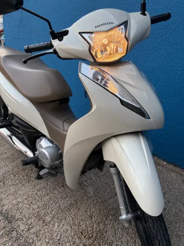 Biz 125 2023 3 mil km