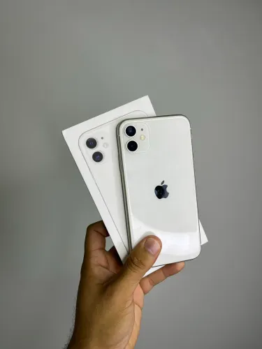 iPhone 11 - 128GB 