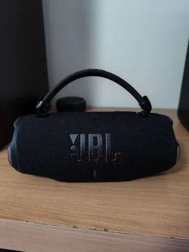 JBL Charge 6