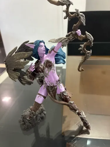 Warcaft figure