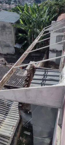 Estrutura de toldo 5 metros. Barato 