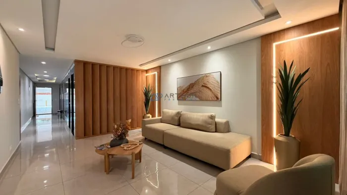 Apartamento à venda em Praia Grande com 2 quartos, 1 suíte, 2 vagas e 71m²