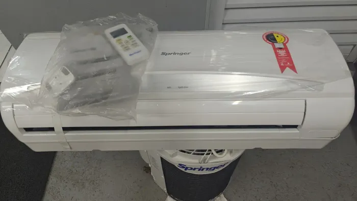 Ar condicionado Springer 7500 BTUs só frio