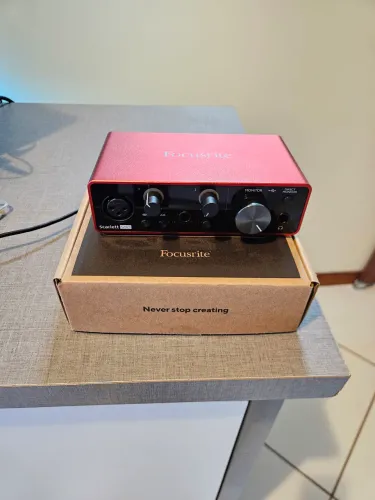Interface de Audio Focusrite Scarlett solo