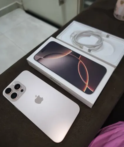 iPhone 16 Pro Max 256GB / DESERT