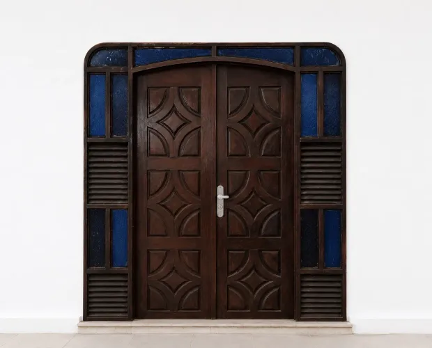 Porta madeira colonial 