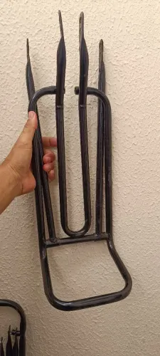 GARUPA DE BICICLETA