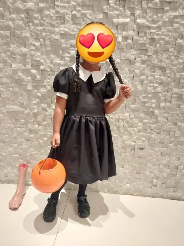 Vendo vestido da Vandinha para halloween, infantil 