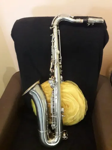 Sax tenor weril(relíquia)