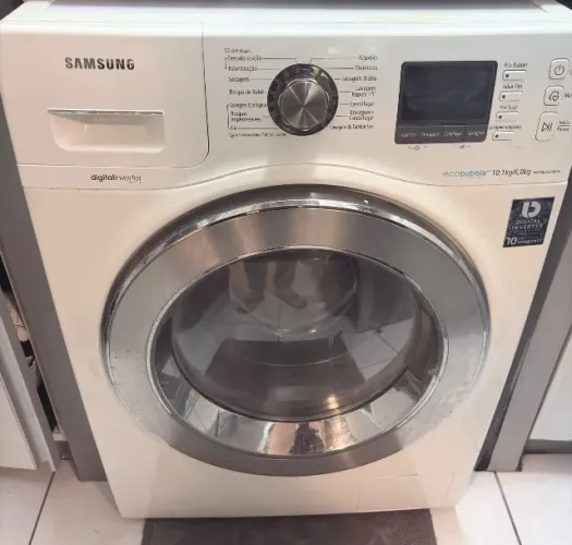 Máquina de lavar e secar