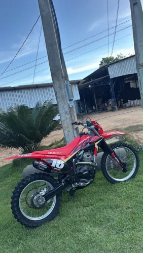 Honda CRF 250 F 2025