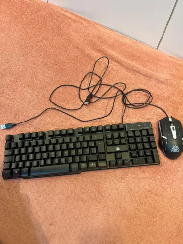 Teclado gamer + mouse