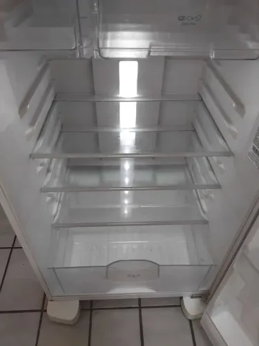 Geladeira Panasonic Fros Free