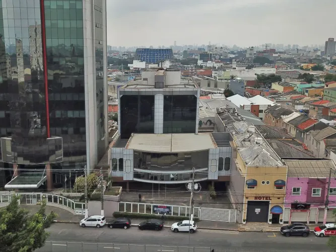 Prédio comercial na Avenida Tiradentes, 960 - Monousuário 4504 m²