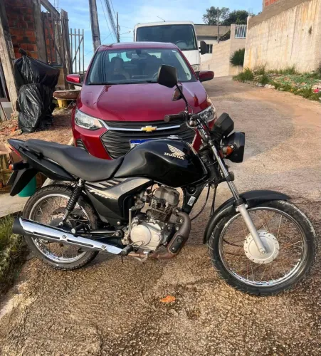 VENDO MOTO FAN 125 ANO 2010/2011 