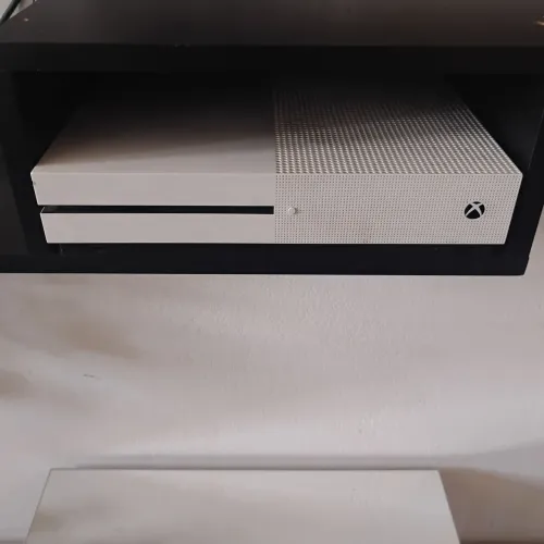 Vendo Xbox one s 700gb