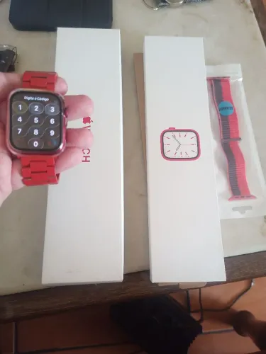 Apple Watch 7 45mm, alluminiun Red GPS + Cellular , em estado de novo.
