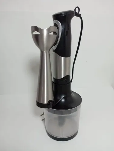 Mixer Mundial lindo, perfeito e potente.