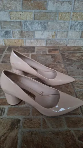 Sapato zara número  37 ótimo estado 