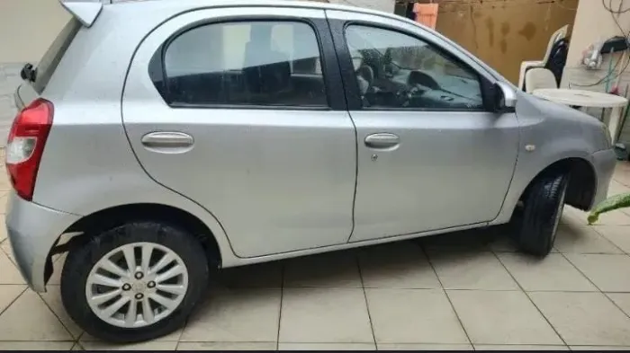 Toyota Etios XLS 1.5 Flex 16V 5P Mec. 2014
