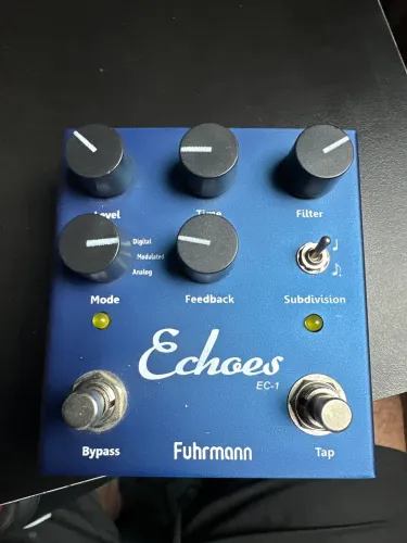 Pedal delay echoes fuhrmann