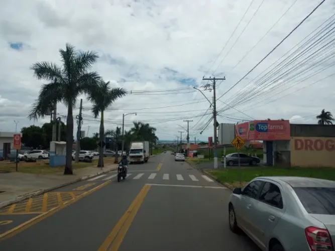 Área de esquina no Buriti Sereno em frente o UPA