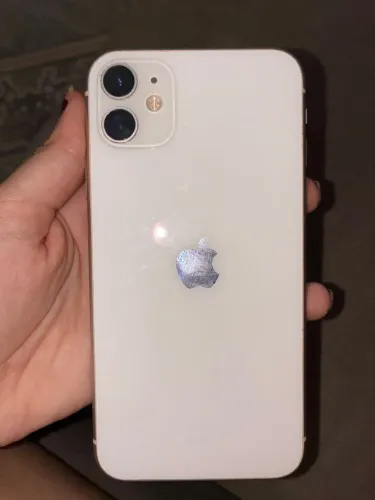 iPhone 11 usado