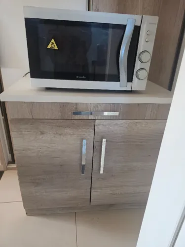 Balcão com forno elétrico