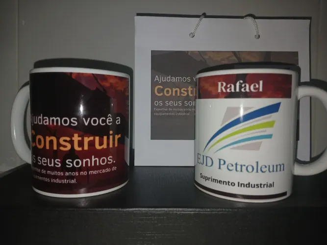 Caneca personalizada + Sacola de Presente