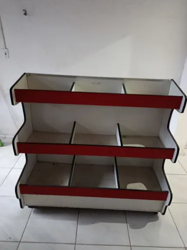 Fruteira para comércio 