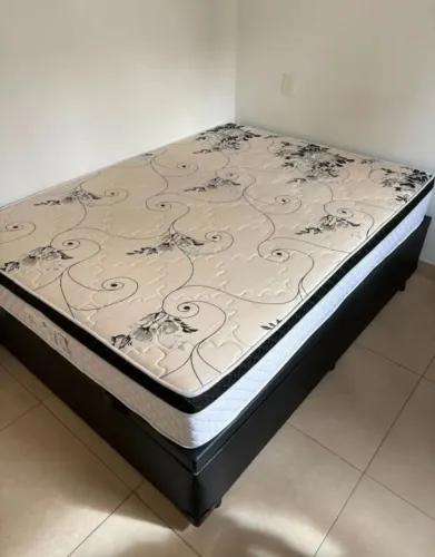 Cama box