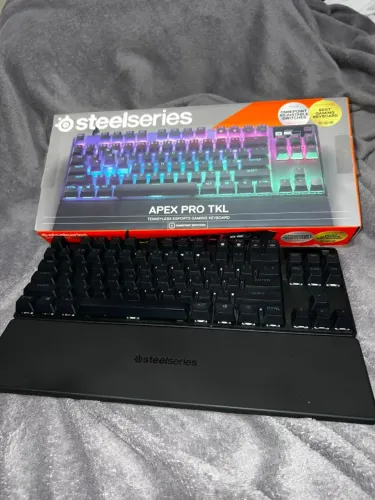 Teclado Mecânico Gamer SteelSeries Apex Pro TKL