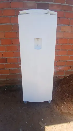 Vendo geladeira Consul Funcionando perfeitamente(Faço entrega)