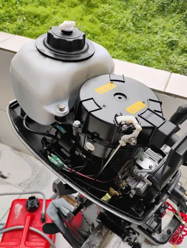 Vendo motor de popa Mercury 5HP
