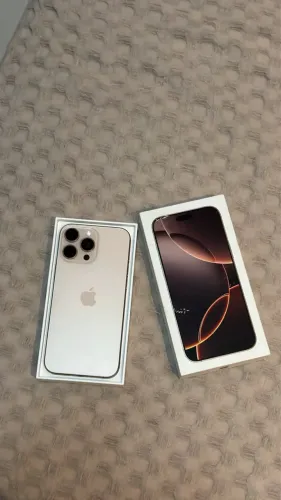 iPhone 16pro max 252g