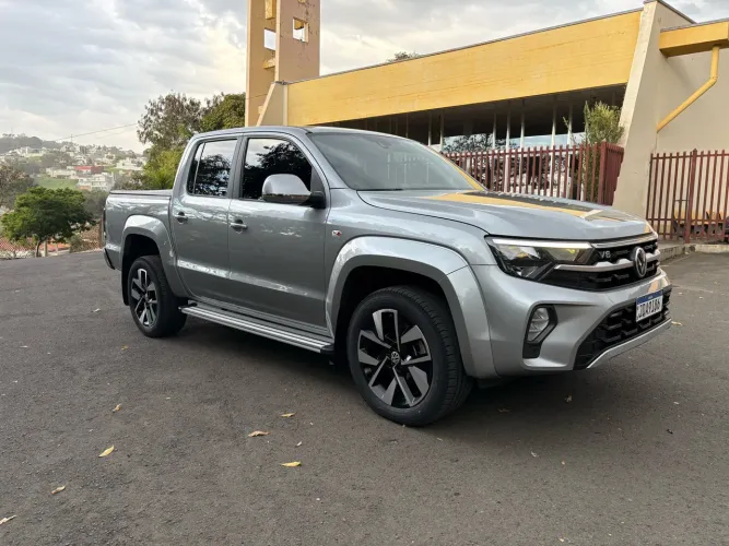 Volkswagen Amarok Highline CD 3.0 4X4 TB Dies. Aut. 2025