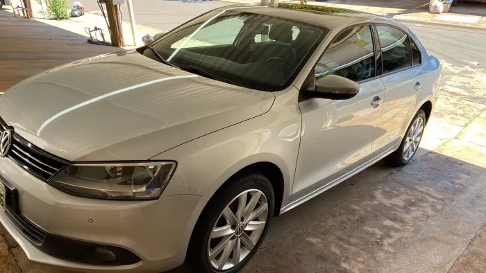 Volkswagen Jetta Comfortline 2.0 T.flex 8V 4P Tipt. 2011