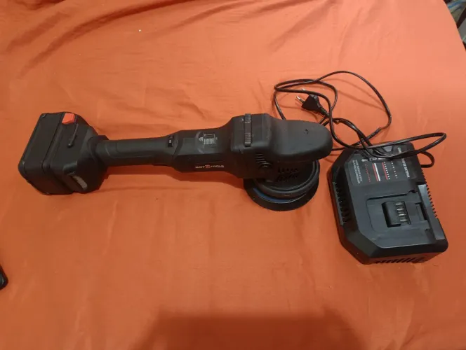 Vende politriz 