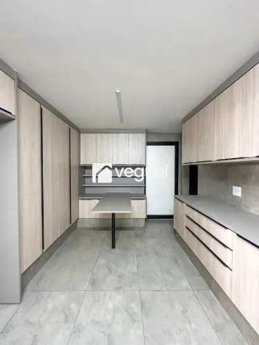 Casa Sobrado com 313m² com 5 suítes para alugar no Villa de Buenos Aires, Ribeirão Preto/S