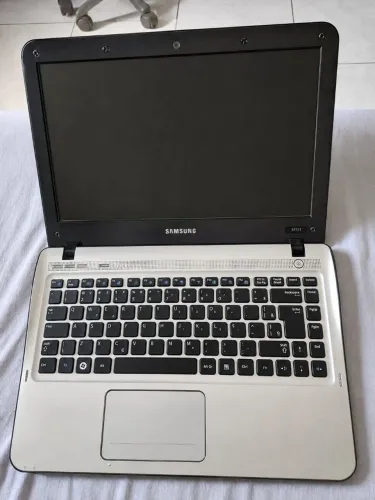 Carcaça e peças notebook Samsung SF 311