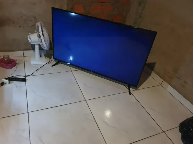 TV JVC 50PL TELA AZUL