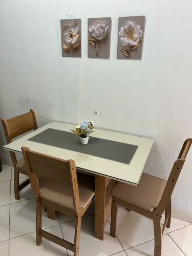 Vendo essa mesa